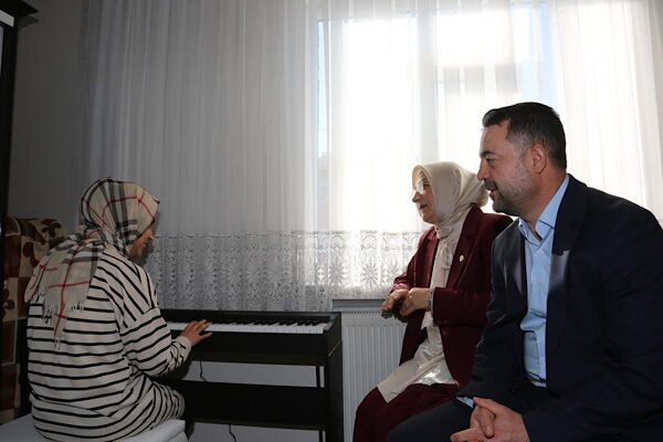 Van'da 3 Aralık Dünya Engelliler Günü kapsamında kent genelinde engelli