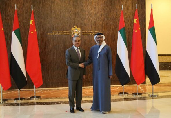 Wang Yi, BAE Dışişleri Bakanı Abdullah’la bir araya geldi Çin Dışişleri Bakanı Wang Yi dün Abu Dabi’de Birleşik Arap