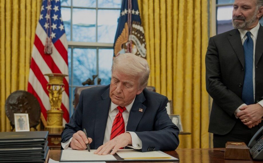 WSJ'nin üst düzey yönetim yetkililerine dayandırdığı habere göre, Trump ve