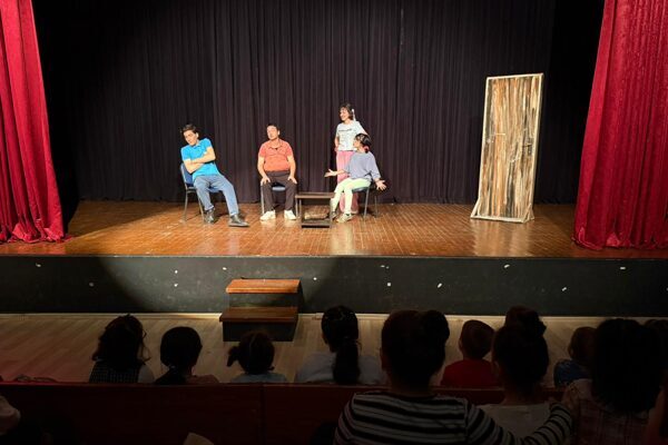 Yalova Belediyesi, aralık ayı çocuk tiyatroları programının ilk oyununu Sabahattin