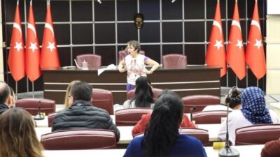 Kepez Belediyesi, hizmet sunan personelin farkındalığını geliştirmek amacıyla Kebya Akademi